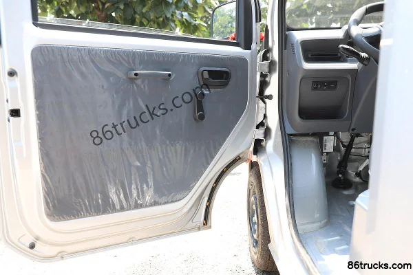 Wuling E10 0.885T 1.625m Single Row Pure Electric Van Micro Truck 4X2(6 wheels) Interior (2) | 86Trucks