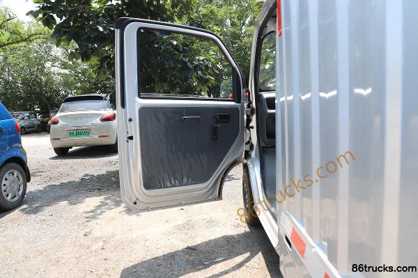 Wuling E10 0.885T 1.625m Single Row Pure Electric Van Micro Truck 4X2(6 wheels) Interior (1) | 86Trucks