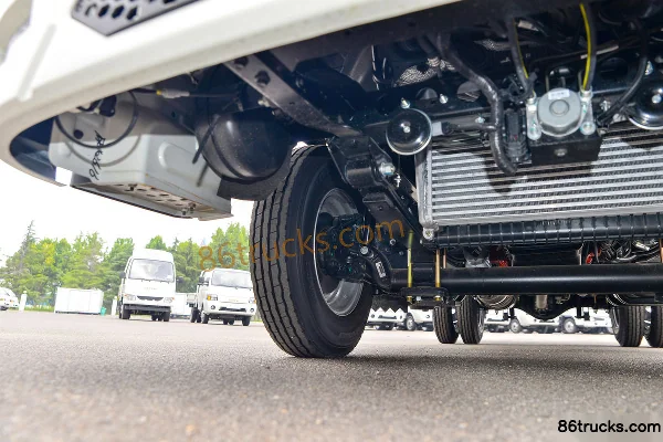 JAC Yunduoduo N1 95 ch 4X2(6 roues) camion léger à ridelles simple cabine 3,7 m Châssis (2) | 86Trucks