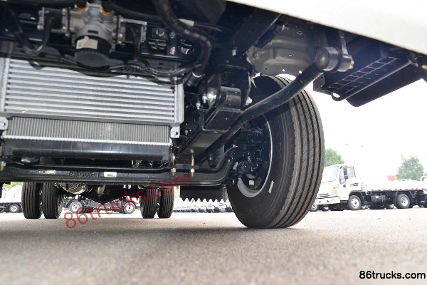 JAC Yunduoduo N6 140 hp 4X2(6 wheels) 4.15m single-row van truck (6-speed) Chassis (3) | 86Trucks