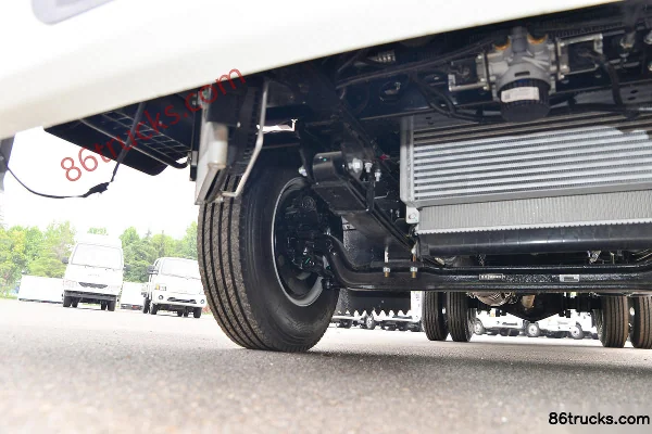 JAC Yunduoduo N6 Comfort Edition 160 hp 4X2(6 wheels) 4.18m single-row flatbed light truck (China VI) Chassis (2) | 86Trucks