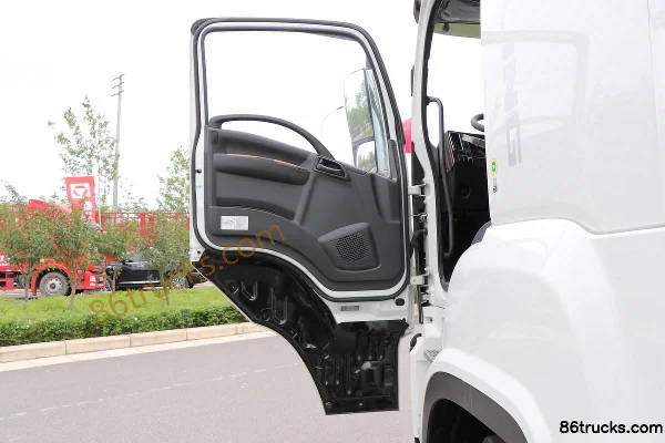 Qingling Isuzu Giga 460 ch 6X4(10 roues) tracteur routier pour matières dangereuses (China VI) Cabine (1) | 86Trucks