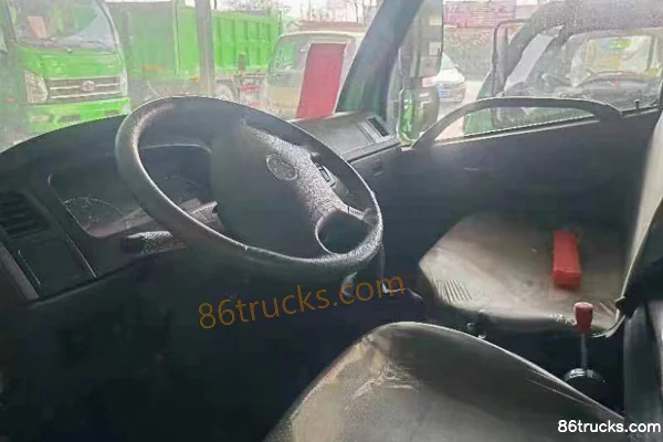NanJun Xiangkang 150hp 4X2(6 wheels) 3.15m Dump Truck Cab (1) | 86Trucks