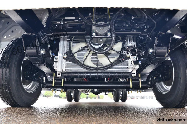 JAC Junling V3 95hp 4X2(6 wheels) 3.8m Semi-Row Flatbed Light Truck Chassis (1) | 86Trucks