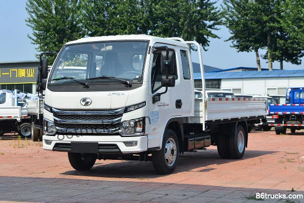 Yuejin Fuxing S100 1.5L 113 hp 4X2(6 wheels) Gasoline 3.62m Semi-row Flatbed Light Truck (China VI) Exterior (3) | 86Trucks
