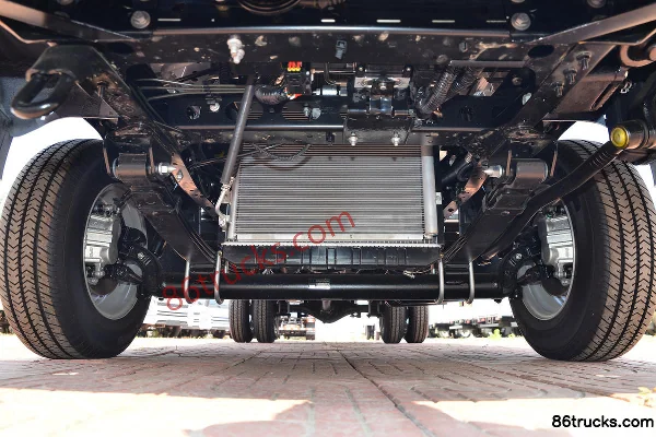 Yuejin Fuxing S100 1.5L 113 hp 4X2(6 wheels) Gasoline 3.62m Semi-row Flatbed Light Truck (China VI) Chassis (1) | 86Trucks