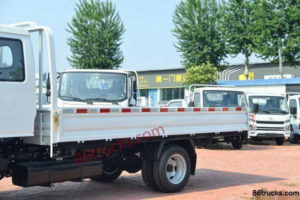 Yuejin Fuxing S100 1.5L 113 hp 4X2(6 wheels) Gasoline 3.62m Semi-row Flatbed Light Truck (China VI) Body (1) | 86Trucks