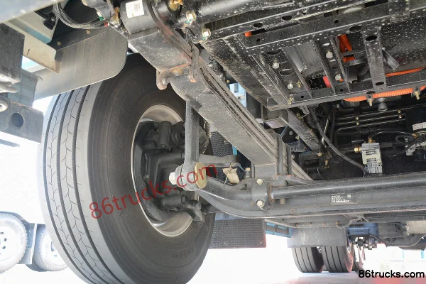SANY Truck 6X4(10 wheels) Magic Tower 1165 Electric Tractor Truck 1165kWh Chassis (2) | 86Trucks
