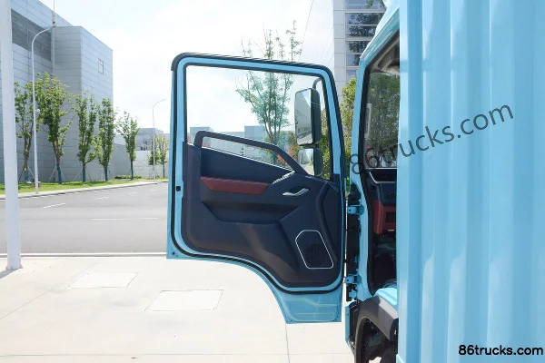 SANY Light Truck Jiangshan 4.5T 4.18m single-row pure electric box van light truck 84.48kWh 4X2(6 wheels) Interior (1) | 86Trucks