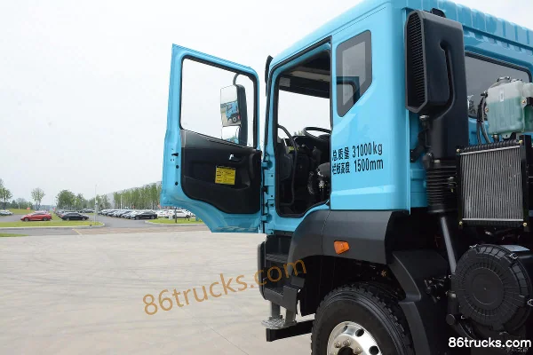 SANY 31T 8X4(12 wheels) 6.8m plug-in hybrid dump truck Cab (1) | 86Trucks