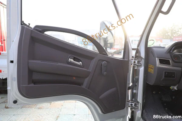 Ouling Small BMW City Edition 95hp 4X2(6 wheels) 2.95m Single Row Dump Truck Cab (2) | 86Trucks