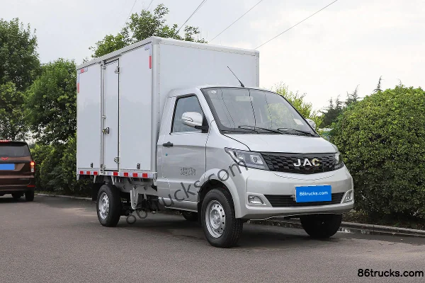 JAC Zhengwei W1 Zunxiang Edition 1.5L 116hp 4X2(6 wheels) Gasoline 2.55m Double Row Cage Cargo Micro Truck Exterior