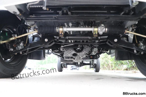 JAC Zhengcheng W1 Premium Edition 1.5L 116 hp 4X2(6 wheels) gasoline 3.05m single-row van micro truck Chassis (1) | 86Trucks