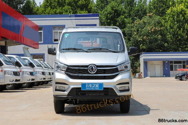 Dongfeng Xiaobawang W18 1.6L 122hp 4X2(6 wheels) 3.7m single-row flatbed micro truck Exterior (2) | 86Trucks