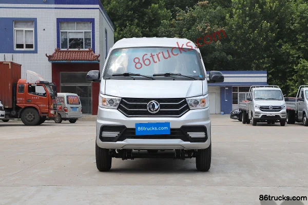 Dongfeng Xiaobawang W08 1.6L 123hp 4X2(6 wheels) 2.7m Double Row Stake Mini Truck Exterior (2) | 86Trucks