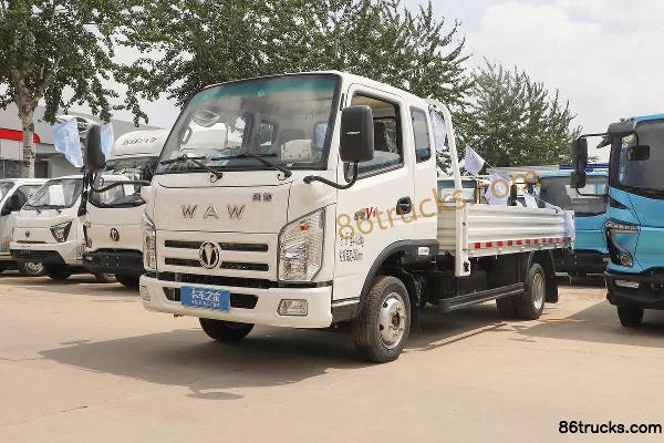Feidi V3 2.5L Diesel 170 hp 4X2(6 wheels) Changtai 8-speed Air Brake 3.83m Semi-row Flatbed Light Truck Exterior (3) | 86Trucks