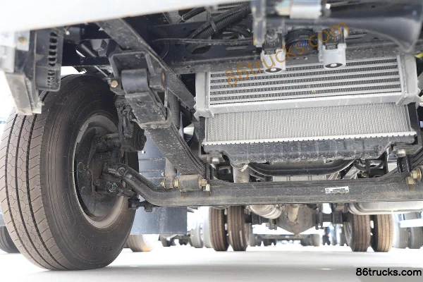 Feidi V3 Series 140hp 4X2(6 wheels) 4.15m Single Row Flatbed Light Truck (6-Speed Gearbox) Chassis (2) | 86Trucks
