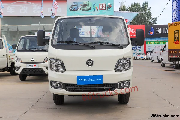 Foton Xiangling M2 Pro Luxury 1.6L 122hp 4X2(6 wheels) Gasoline 3.3m Semi-row Flatbed Mini Truck Exterior (2) | 86Trucks