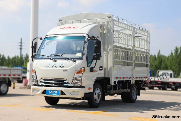 JAC Kangling J3 127hp 4X2(6 wheels) 3.7m single-row cage cargo light truck (China VI) Exterior (3) | 86Trucks