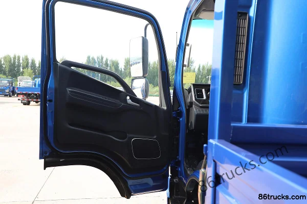 JAC Aoyun 2.5L Diesel 160hp 4X2(6 wheels) JAC 6-speed AMT Auto Air Brake 4.18m Single Row Flatbed Light Truck Cab (1) | 86Trucks