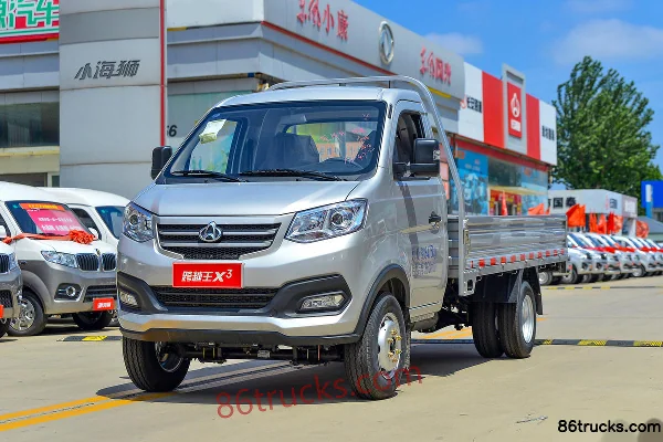 Changan Kuayue Wang X3 Standard Edition 1.5L 112hp 4X2(6 wheels) 3.2m Single Row Flatbed Mini Truck Exterior (3) | 86Trucks