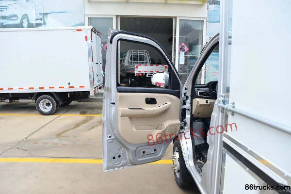 Changan Kuayue King X1 Standard Edition 1.5L Gasoline 112 hp 4X2(6 wheels) 3.01m Single Row Wing Opening Van Mini Truck (China VI) Cab (1)