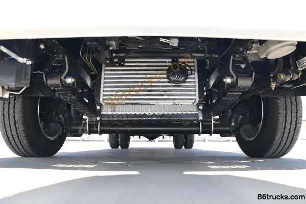 Foton Aoling M Card 132 ch 4X2(6 roues) camion plateau double cabine 3,19 m (frein pneumatique) Châssis (1) | 86Trucks