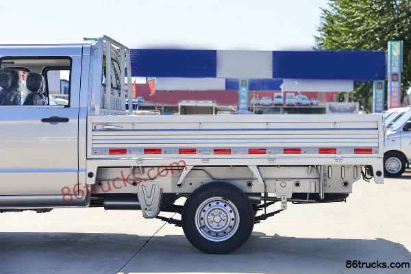 Chenggong Zebra Comfort 1.5L 116hp 4X2(6 wheels) Gasoline 2.555m Double Row Flatbed Mini Truck (China VI) (Low Side) Body (2) | 86Trucks
