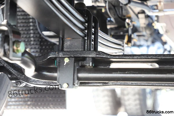 SANY Truck Jiangshan High Roof 6X4(10 wheels) Electric Tractor Truck 423kWh Chassis (2) | 86Trucks