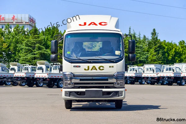 JAC Shuailing S3 130 ch 4X2(6 roues) 3,37 m cabine demi camion grille Extérieur (2) | 86Trucks