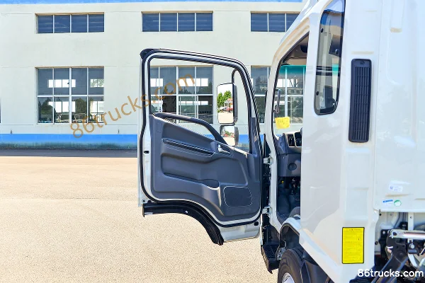 JAC Shuailing S3 130 ch 4X2(6 roues) 3,37 m cabine demi camion grille (1) | 86Trucks