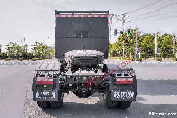 JAC Gallop A5WIII Heavy Truck 18T 4X2(6 wheels) Battery Swap Electric Tractor Truck Exterior (2) | 86Trucks