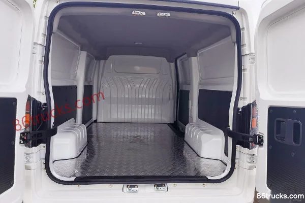 JAC Blue Cat M2 2023 Edition Yiwei Elite 3.2T 2-Seat 4.89m Pure Electric Van Truck 41.86kWh Chassis (1) | 86Trucks
