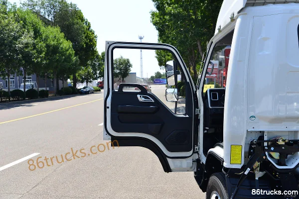 JAC Kangling H5 116 hp 4X2(6 wheels) 4.18m single-row stake truck Cab (1) | 86Trucks