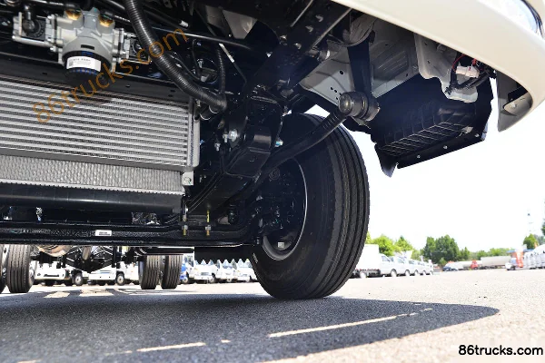 JAC Kangling H5 116 hp 4X2(6 wheels) 4.18m single-row stake truck Chassis (3) | 86Trucks