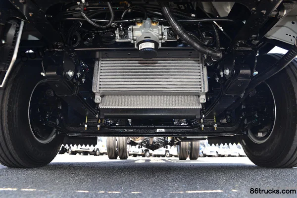 JAC Kangling H5 116 hp 4X2(6 wheels) 4.18m single-row stake truck Chassis (1) | 86Trucks