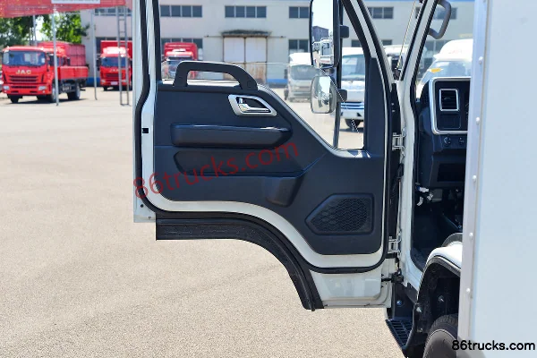 JAC Kangling H5 137hp 4X2(6 wheels) 4.15m Single Row Van Light Truck (China VI) Cab (2) | 86Trucks