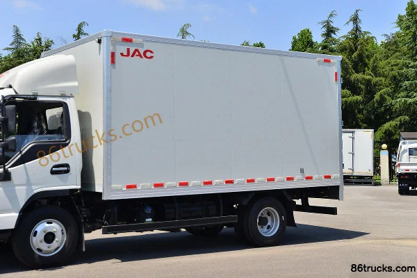 JAC Kangling H5 137hp 4X2(6 wheels) 4.15m Single Row Van Light Truck (China VI) Body (1) | 86Trucks