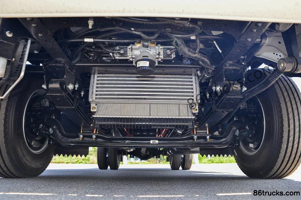 JAC Kangling H5 120hp 4X2(6 wheels) 4.18m single-row flatbed light truck (China VI) Chassis (1) | 86Trucks