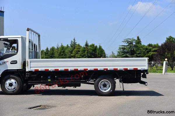 JAC Kangling H5 120hp 4X2(6 wheels) 4.18m single-row flatbed light truck (China VI) Body (2) | 86Trucks