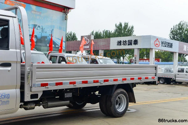 Changan Kuayue Wang X7 2.0L 144 ch 4X2(6 roues) essence 3,7 m plateau simple cabine petit camion Carrosserie (1) | 86Trucks