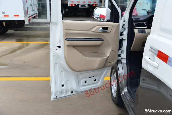 Changan Kuayue Kuayue Star V5 Luxury Edition 105 hp CNG 7-Seat Van Cab (2) | 86Trucks