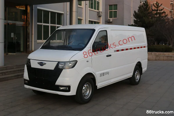 Foton Zhiling EV6 Standard Fast Charge 3.2T 2-Seat 4.89m Electric Panel Van 41.93kWh Exterior (3) | 86Trucks