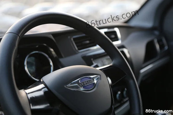 Foton Zhiling EV6 Standard Fast Charge 3.2T 2-Seat 4.89m Electric Panel Van 41.93kWh Cab (3) | 86Trucks