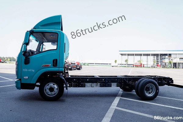 SHACMAN Commercial Vehicle Zhiyun E2 4.5T 4.15m Single Row Pure Electric Van Light Truck 86.55kWh 4X2(6 wheels) Exterior (3) | 86Trucks