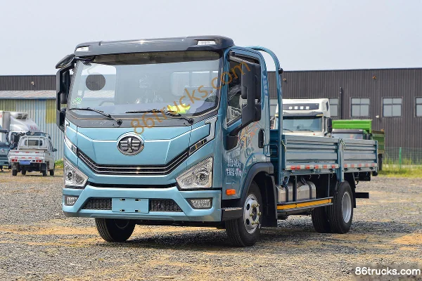 FAW Jiefang Hu 6G Wide Body 160hp 4X2(6 wheels) 4.2m single row stake light truck Exterior (3) | 86Trucks