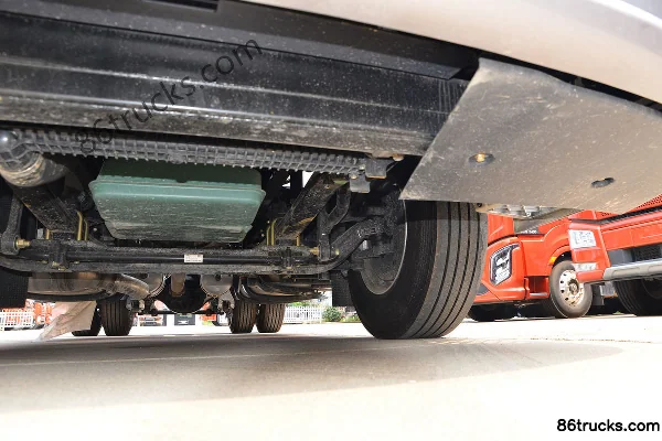 FAW Jiefang J6E Heavy Truck 520ch 4X2(6 roues) AMT automatic tractor Châssis (3) | 86Trucks
