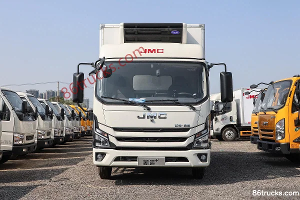 JMC New Kaiyun+ 163hp 4X2(6 wheels) 4.02m Refrigerated Truck Exterior (2) | 86Trucks