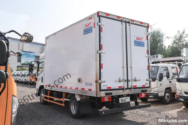 JMC New Kaiyun+ 163hp 4X2(6 wheels) 4.02m Refrigerated Truck Body (3) | 86Trucks