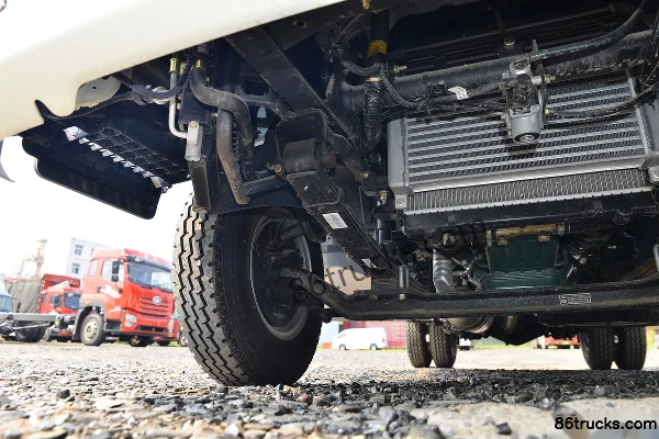 FAW Jiefang Hu VN Lucky Tiger 130hp 4X2(6 wheels) 4.16m Single Row Box Light Truck Chassis (2) | 86Trucks